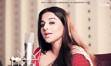 Vidya Balan Takes Face Exercises