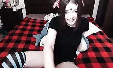 Sexy Morning Webcam Session With Vibrator And Feet