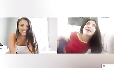 Webcam Babes Gia Derza & Jane Wilde Get Naughty