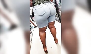 Apple and Butter: Amateur Black MILF Big Ass Part 5