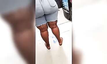 Apple and Butter: Amateur Black MILF Big Ass Part 5