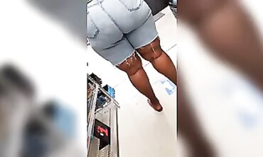 Apple and Butter: Amateur Black MILF Big Ass Part 5