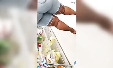 Apple and Butter: Amateur Black MILF Big Ass Part 5