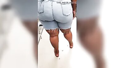 Apple and Butter: Amateur Black MILF Big Ass Part 5
