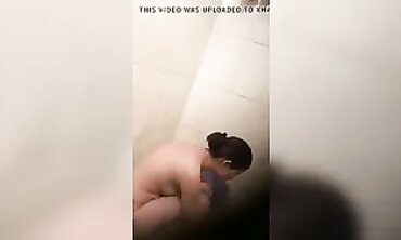 Voyeur Caught: Amateur Eastern Girl Gets Throat Fucked