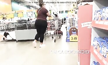 MZ Bounces in Leggings: BBW Monster Ass Witness
