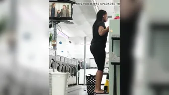 Ebony Beauty Caught Sneaking Shots in Leggings