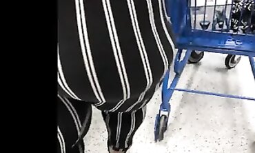 African SSBBW On Thrusts The Cart