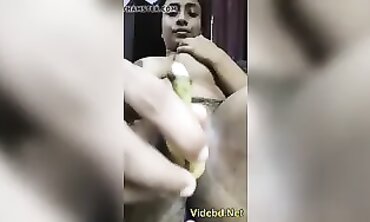 Ultra-Cutie Indian Girl Masturbating in MMS Selfie