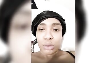 African Teen Yo Jerks Shaggy Muff on Periscope