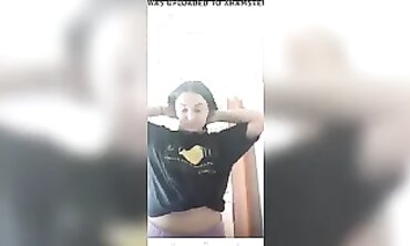 Mishelle Klein Teases on Periscope