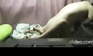 Leaked Amateur Tape of Singaporean Lovers