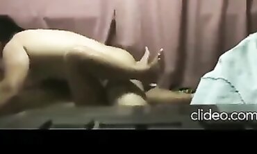 Leaked Amateur Tape of Singaporean Lovers