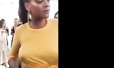 Rihanna Shows Off Her Massive Natural Boobs