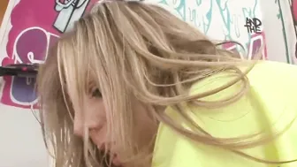 Lynn's College Anal Debut: Booty to Facehole