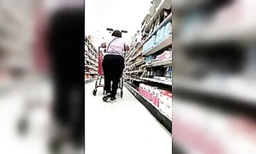POV: Juicy Older Lady Showcases Her Big Ass