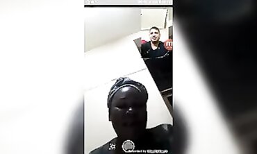 Facebook Messenger Webcam Spectacle 5: Mature Black Amateur With Big Tits