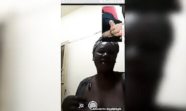 Facebook Messenger Webcam Spectacle 5: Mature Black Amateur With Big Tits
