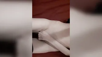 POV Amateur Fingering Leads to Intense Cumshot