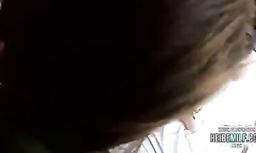 Nasencreampie: Wildes Amateur-Rohsex mit Sperma-Overload