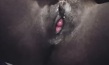 French Goddess Shows Off Her Lengthy Muff