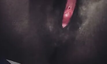 French Goddess Shows Off Her Lengthy Muff