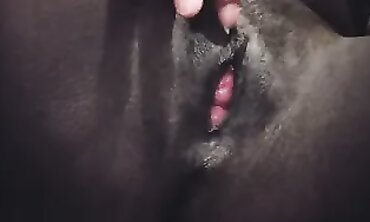French Goddess Shows Off Her Lengthy Muff