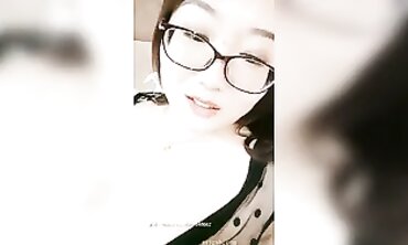 巨臀熟女林老师全套自慰