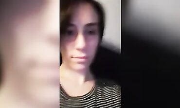 Married MILF Taunts Fans on Periscope Live