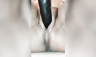 Black Amateur Plays With Her Pussy