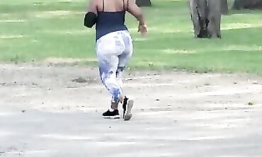 Bow Shows Off Her Huge Mature Ass