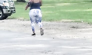 Bow Shows Off Her Huge Mature Ass
