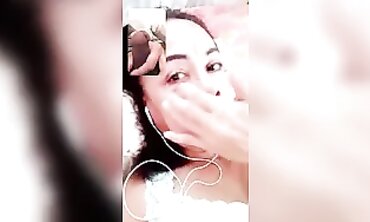 Mature Filipina MILF Ria