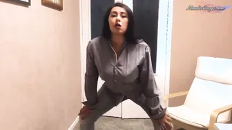 Natalia Choyz: Curvy BBW Striptease and Solo Nude Tease