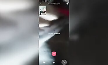 Fresh Pinay Gets Fingered