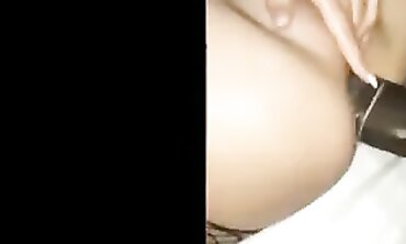 Blonde Amateur Gets Anal Penetration
