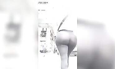 Petite White Girl With Huge Elastic Ass In Tight Leggings