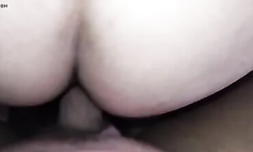 POV Doggystyle: Amateur Asian Wife Gets Creampie