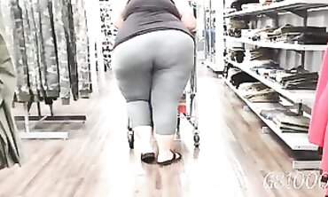 Candid Mega Plumper Ass