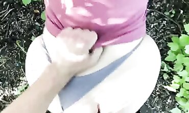 POV: Red Gives a Stranger a Deepthroat in the Park