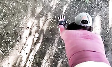 POV: Red Gives a Stranger a Deepthroat in the Park