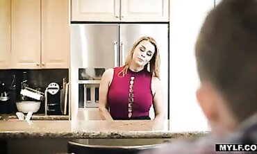 Jordi El Nino Polla Fucks His Step-Mom on Thanksgiving