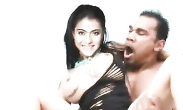 Kajol and Shahrukh Khan's Hardcore Party Compilation