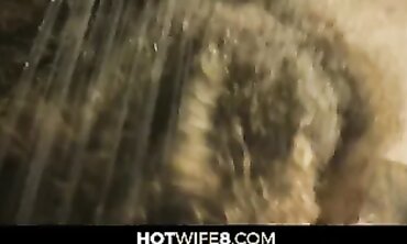 Cecilia Lion Gets Pounded by BBC Stud in Hotel Shower
