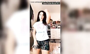 Mariana Tierna: Teenage Latina Striptease