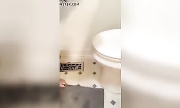 Big Ass Slut Licks and Tastes Her Own Piss