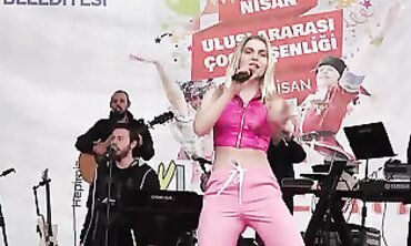 Aleynah Tiaki - Stunning Belly Dancer Showcase in HD