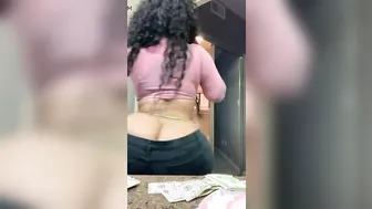 Juicy BBW Twerks in the Restroom
