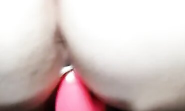 Brunette BBW Enjoys Vibrator and Dildo Play