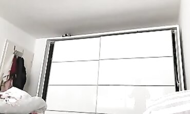 Seksi Kadın ve Sırtlan Adam: Tam Versiyon